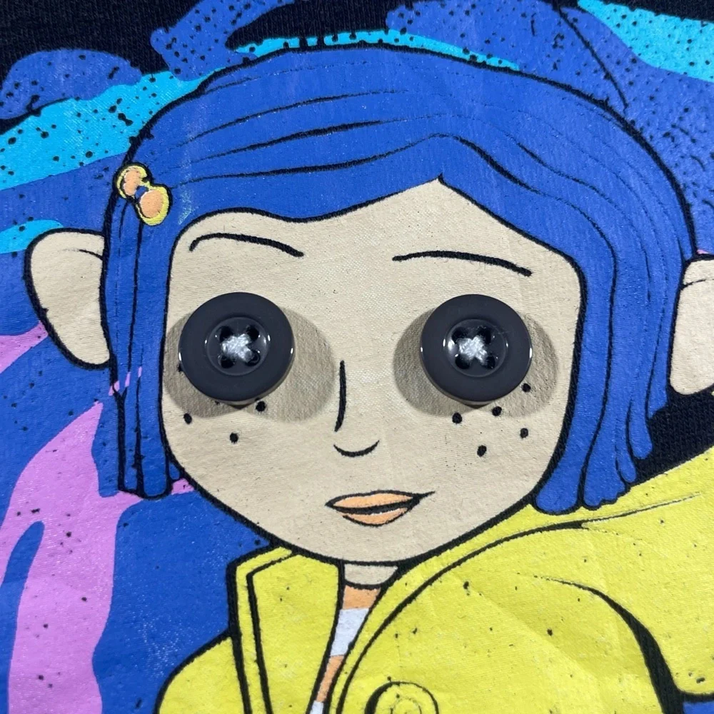 Official Coraline™ Graphic Tee – Kids Large – LAIKA Studios
